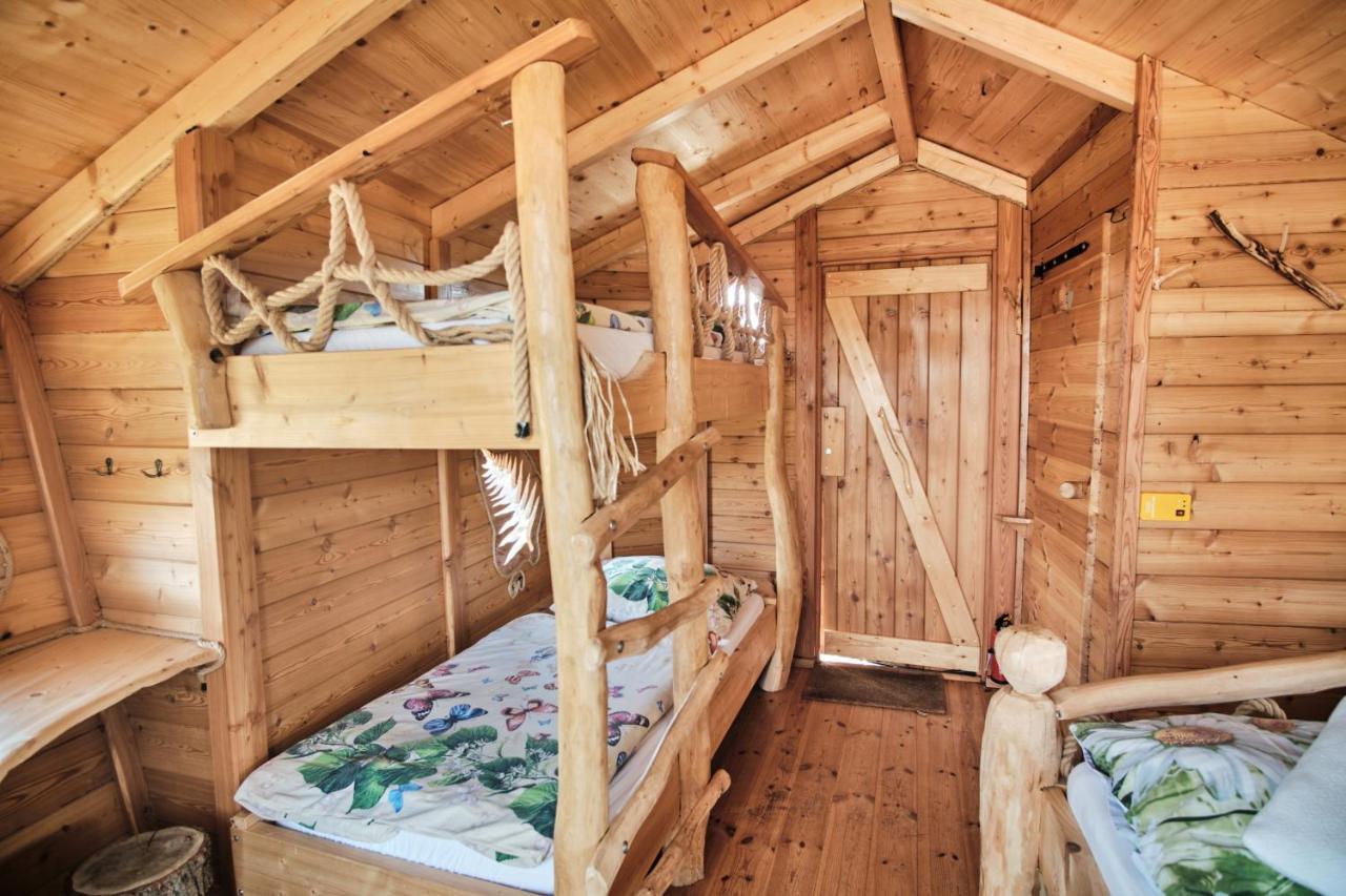 Treehouse Kremilek Villa Jesenice  Екстериор снимка