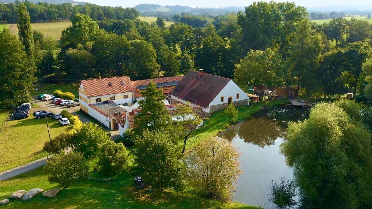 Treehouse Kremilek Villa Jesenice  Екстериор снимка