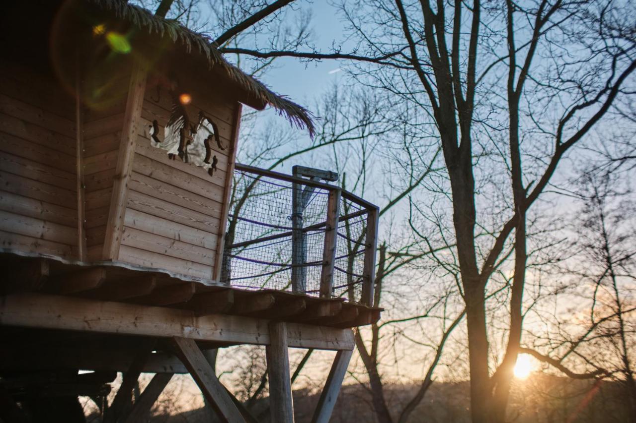 Treehouse Kremilek Villa Jesenice  Екстериор снимка